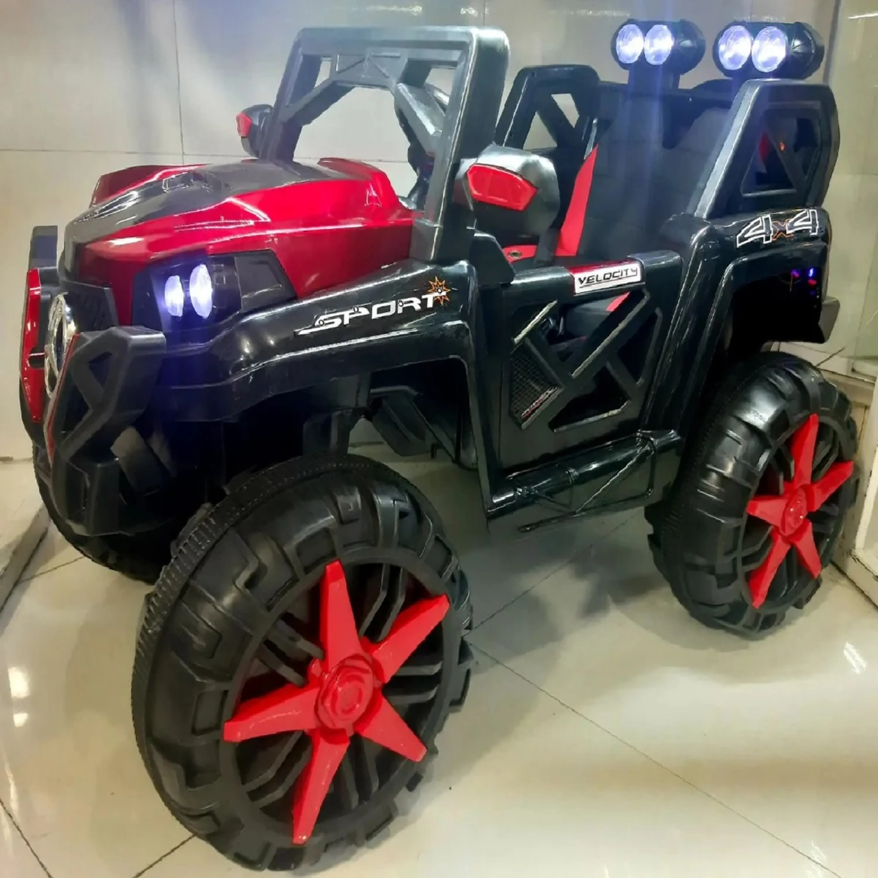 ماشین شارژی جیپ بنز 109